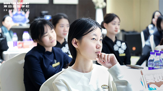 企業(yè)化妝培訓(xùn)